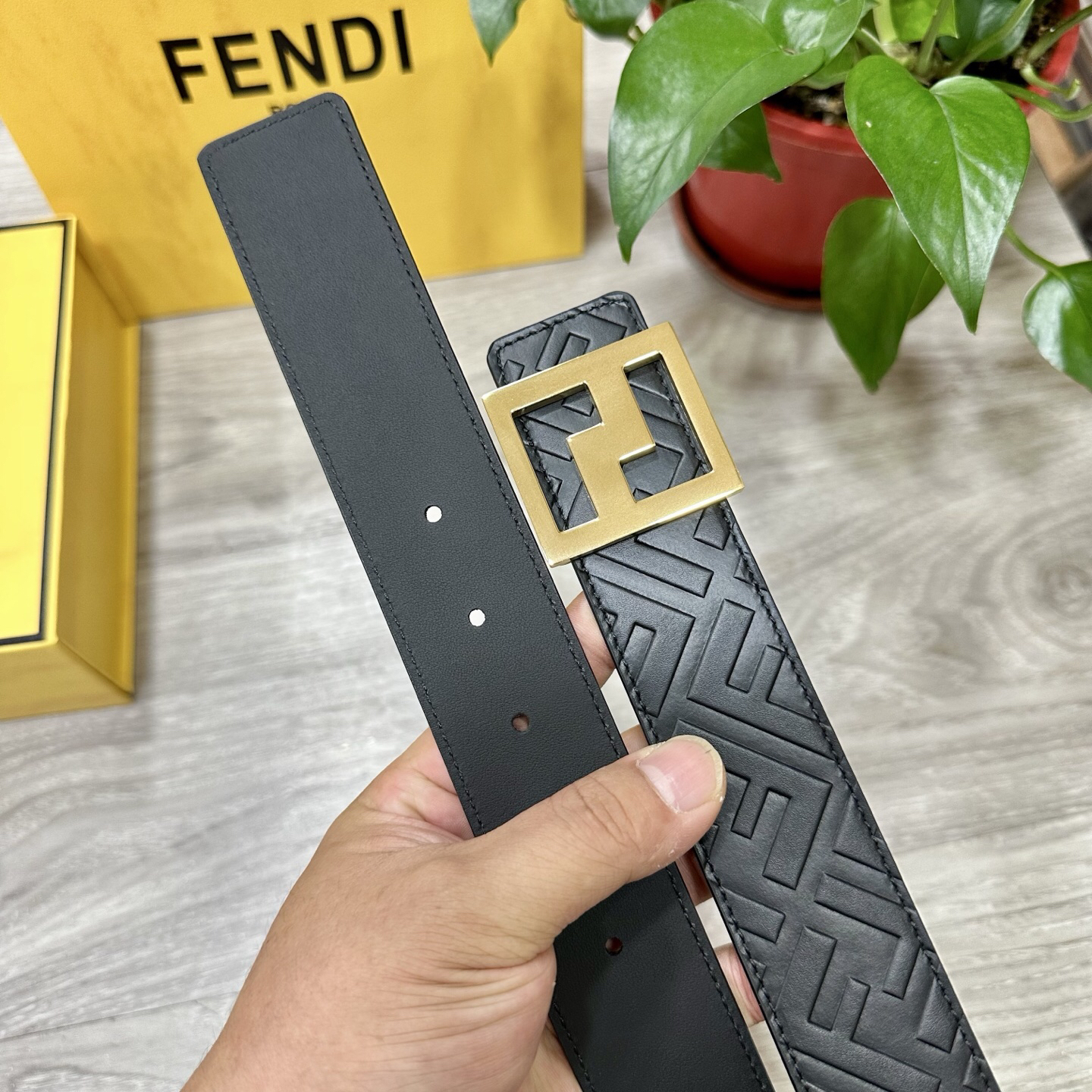 フェンディ「Fendi」FF ベルト - リバーシブル フックベルト