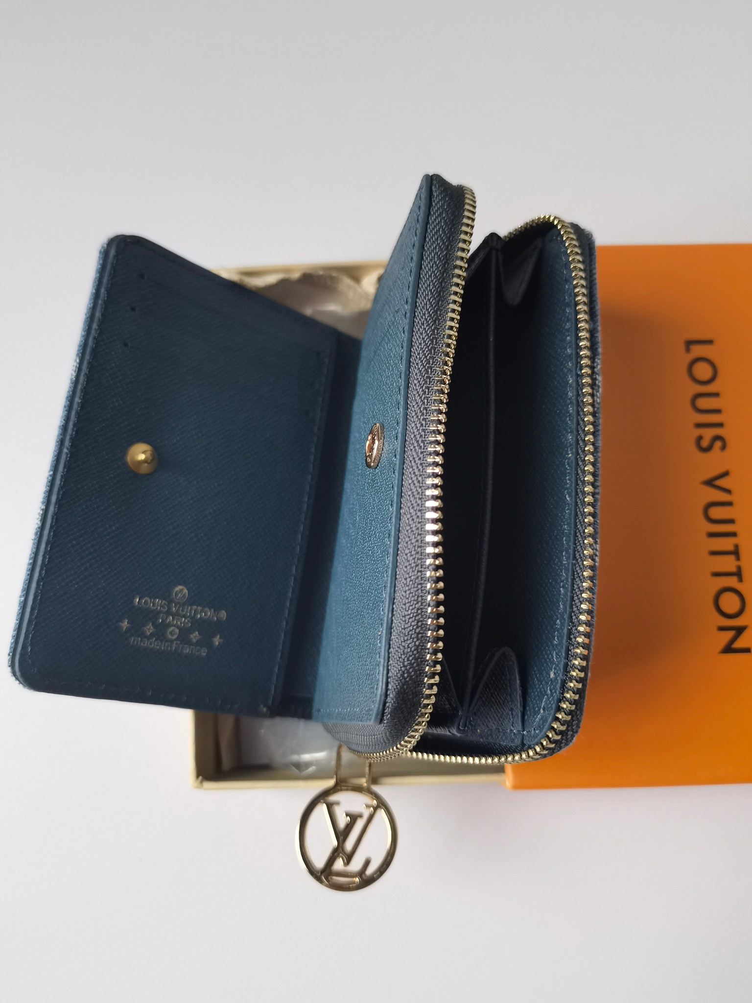 ルイ・ヴィトン「Louis Vuitton」ルイ・ヴィトン ポルトフォイユ・ルー ジッピー コンパクトウォレット M83160 / 二つ折り財布