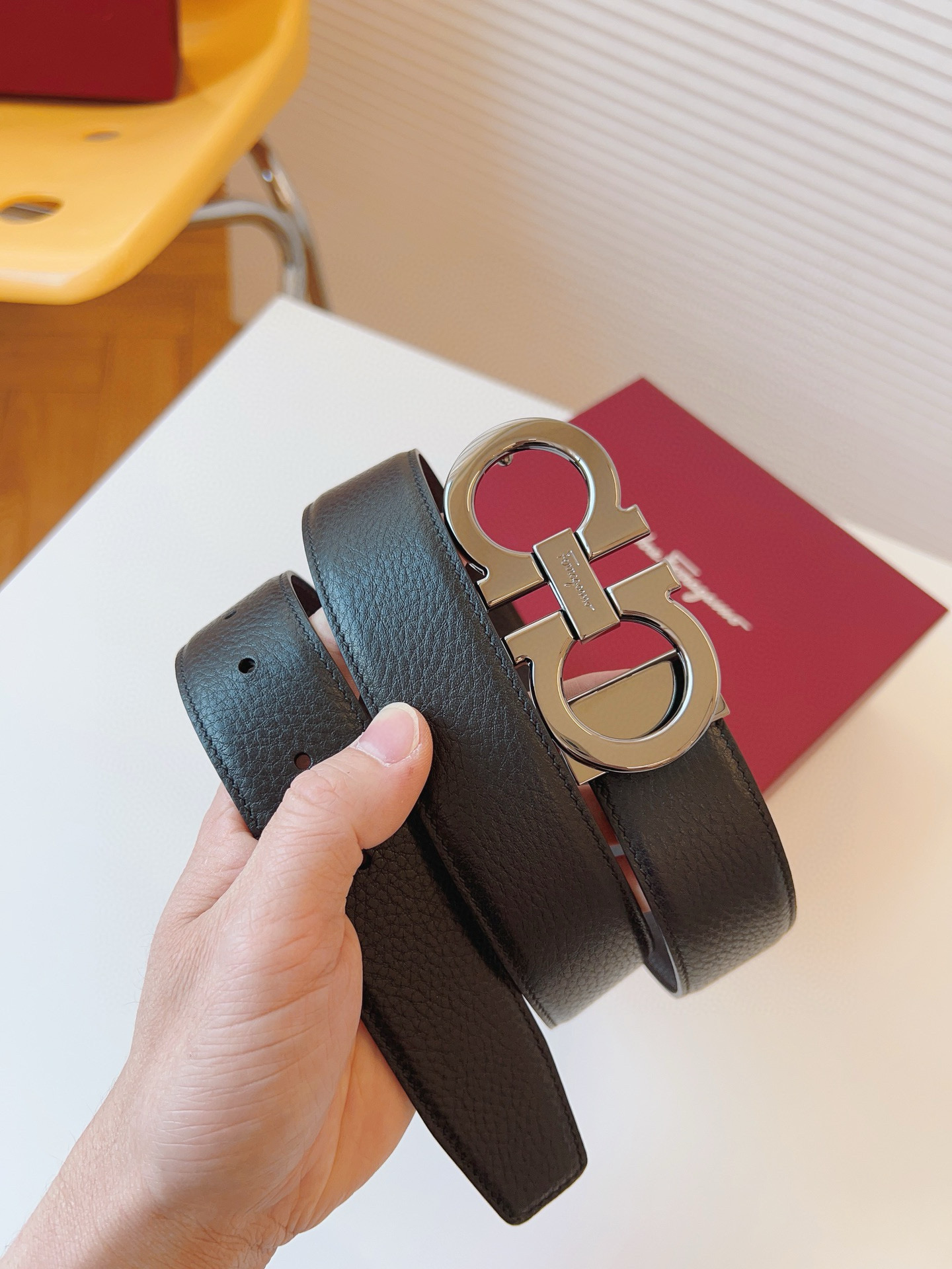 フェラガモ「Ferragamo」リバーシブルベルト