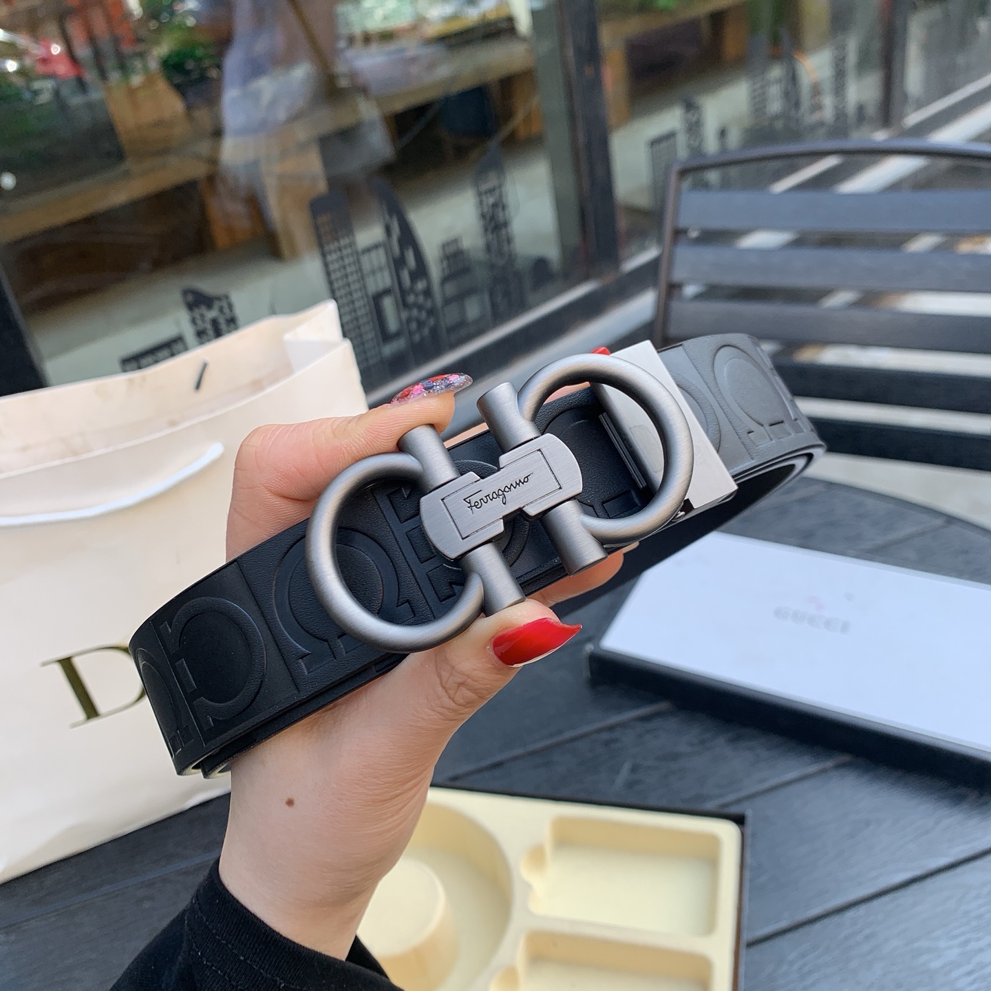 フェラガモ「Ferragamo」リバーシブルベルト