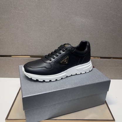 プラダ「Prada」プラダ プレミアムスニーカー (2026年春夏モデル) / レザースニーカー