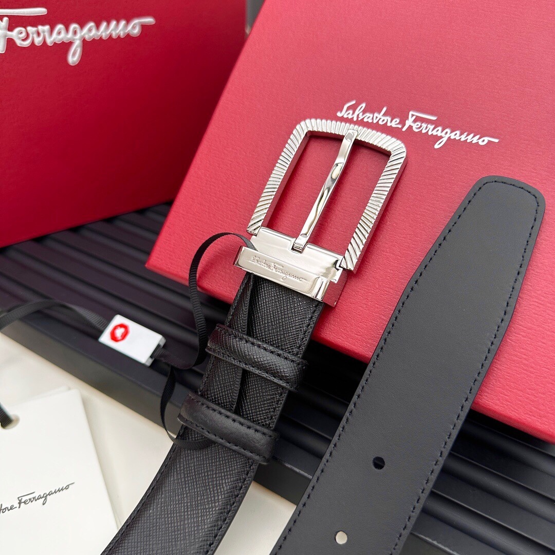 フェラガモ「Ferragamo」リバーシブルベルト