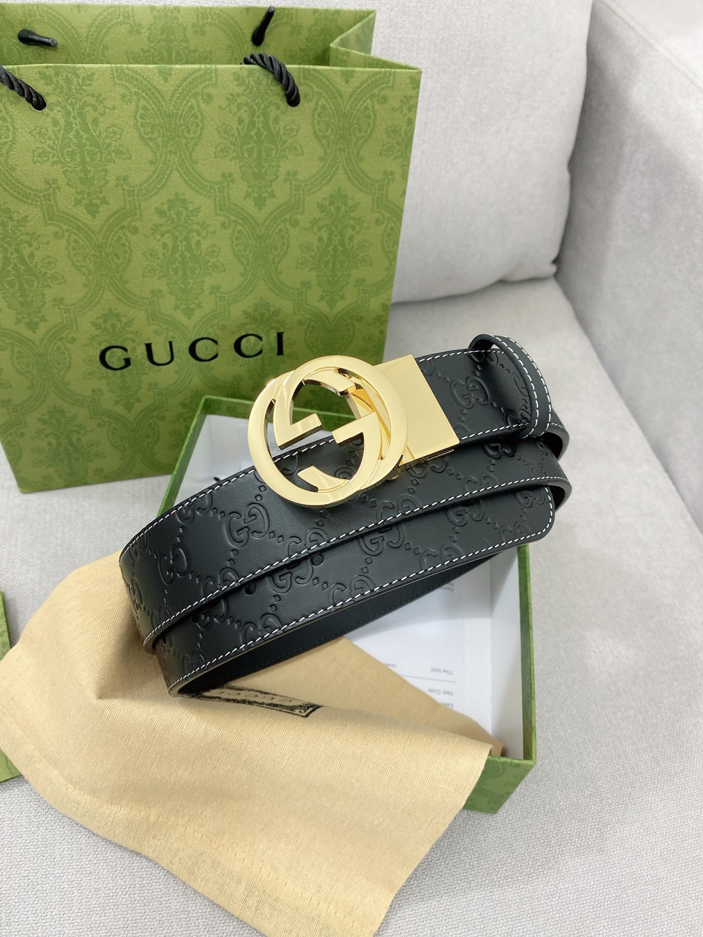 グッチ「Gucci」インターロッキングG バックル付き ワイドベルト
