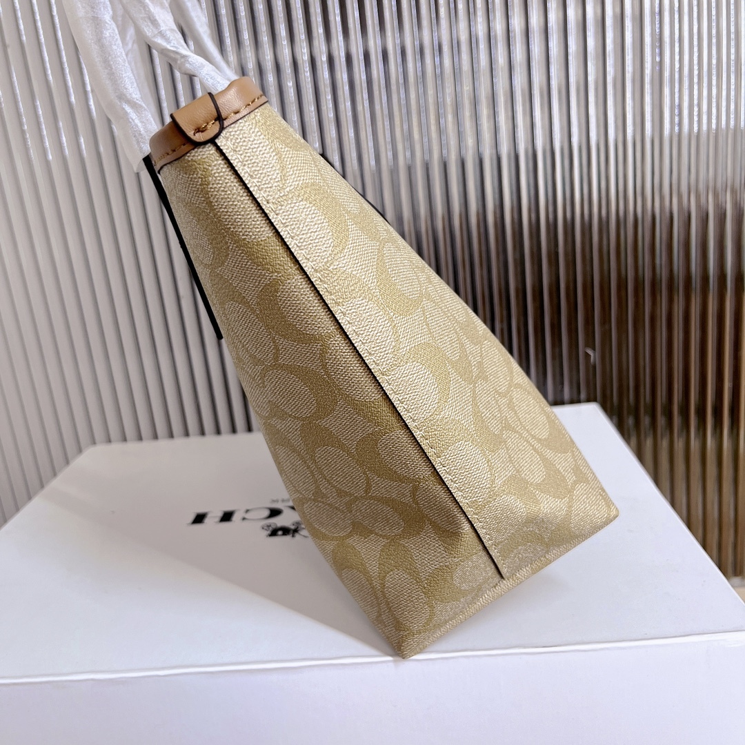 コーチ「Coach」シティトート スモール ショルダーバッグ
