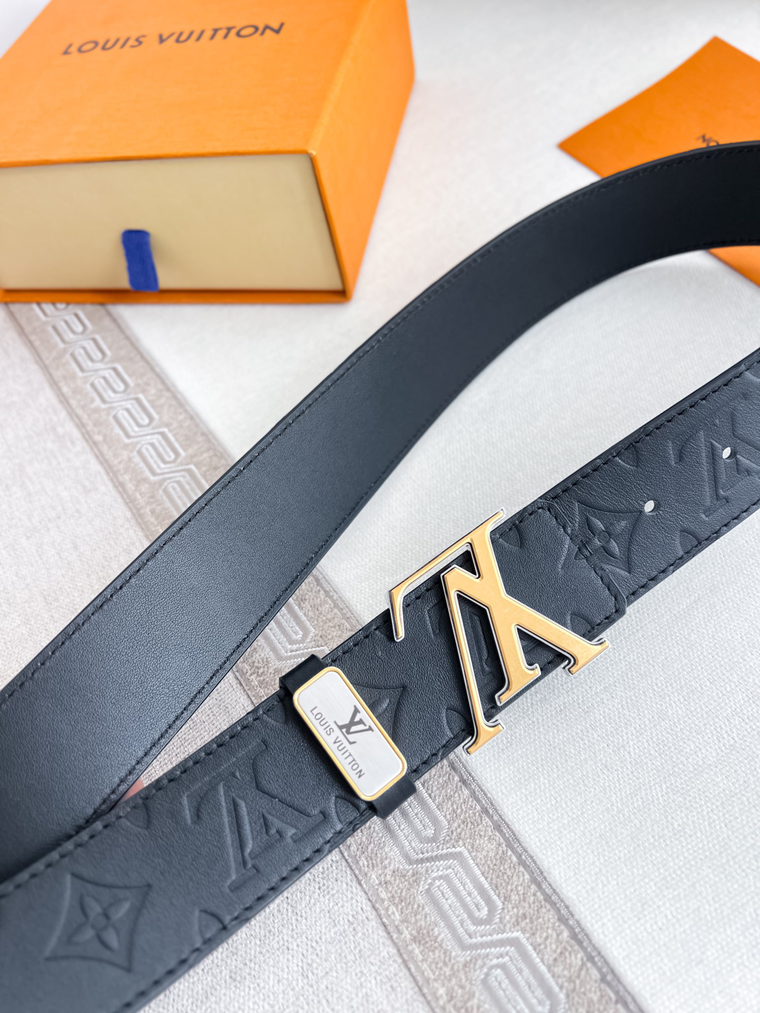 ルイ・ヴィトン「Louis Vuitton」プレミアム トゴレザーベルト / ハイエンドウエストベルト