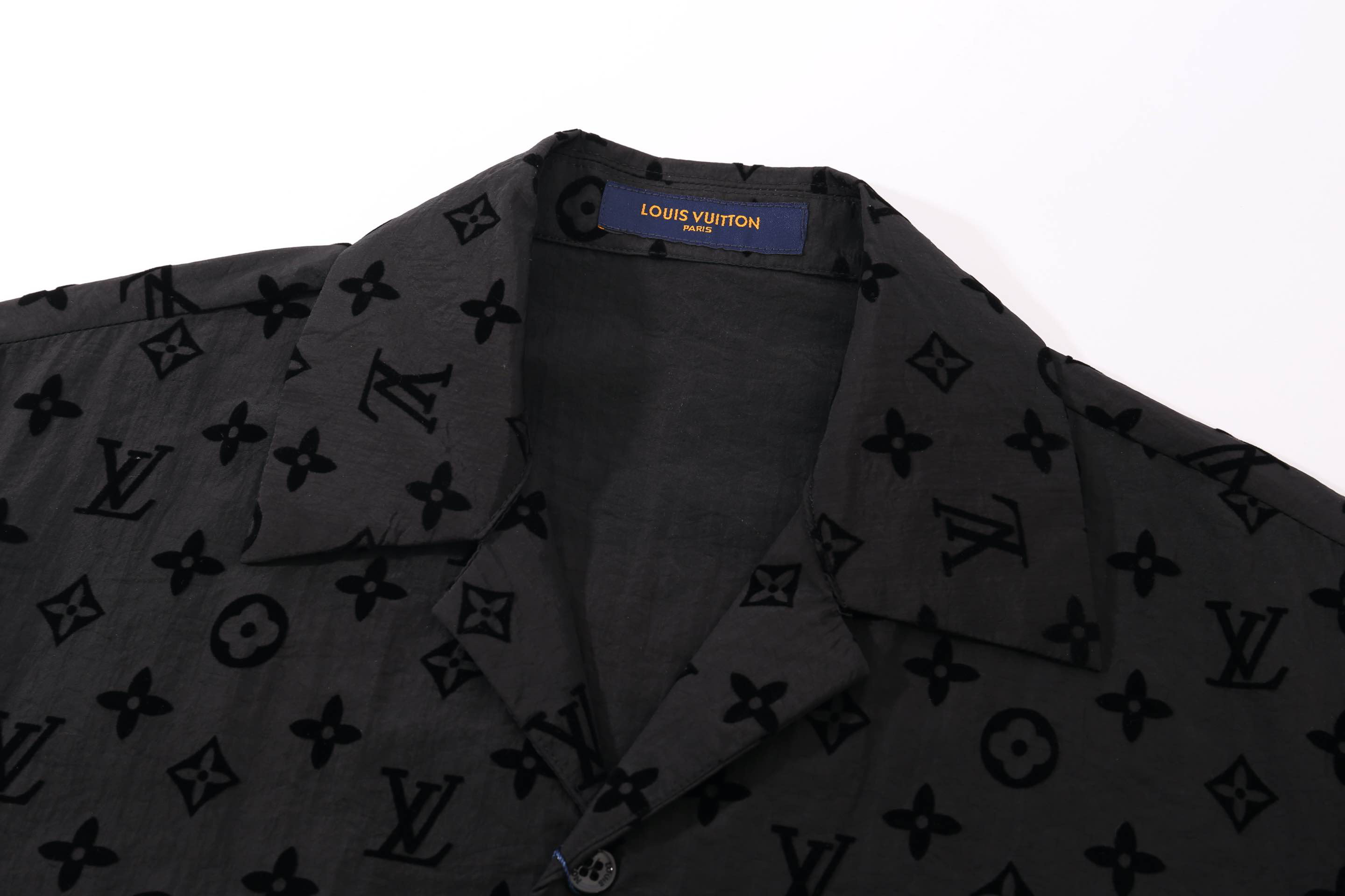 ルイ・ヴィトン「Louis Vuitton」ルイ・ヴィトン モノグラム・フロッキー シャツ / ロングスリーブシャツ
