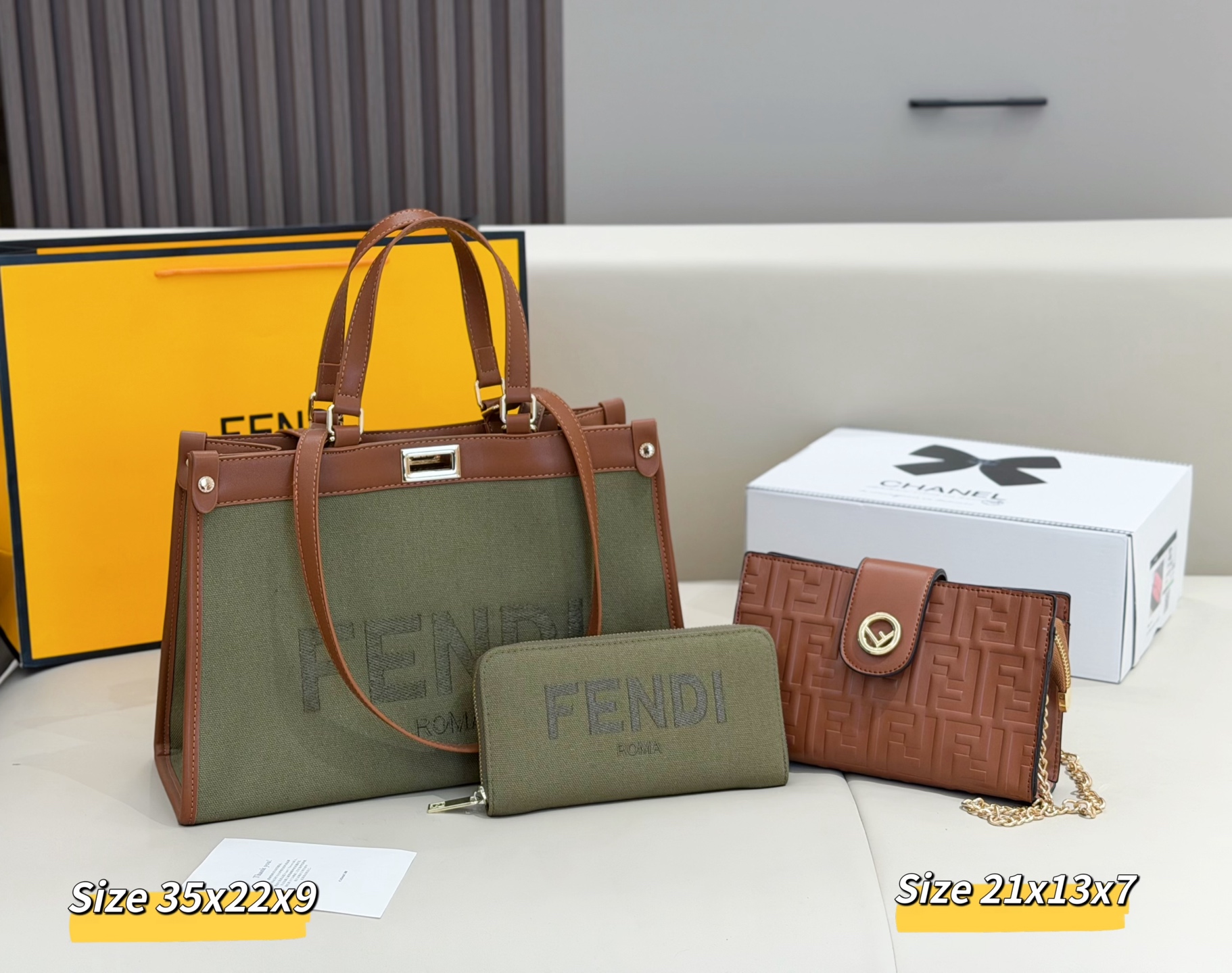 フェンディ「Fendi」コンビネーションバッグ3点セット / トートバッグ＆ポーチセット