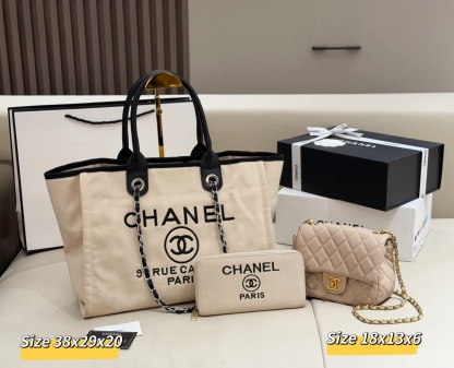 シャネル「Chanel」コンビネーションバッグ3点セット / トートバッグ＆ポーチセット