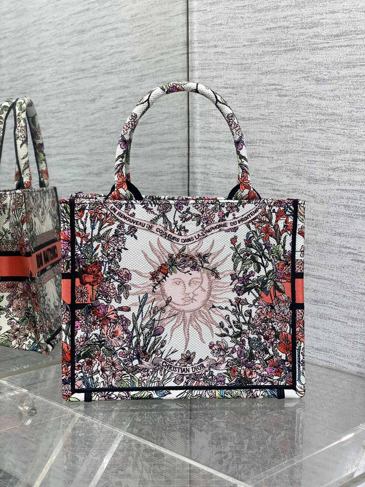 ディオール「Dior」オフィシャルレザー 最新サイズ スモールトート