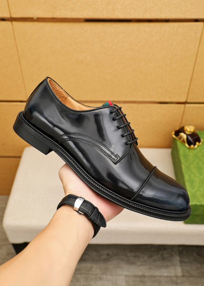 グッチ「Gucci」グッチ ビジネスレザーシューズ / ドレスシューズ