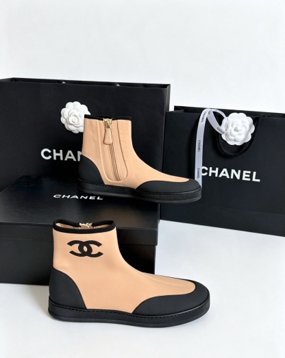シャネル「Chanel」シャネル スニーカーブーツ / ショートブーツ