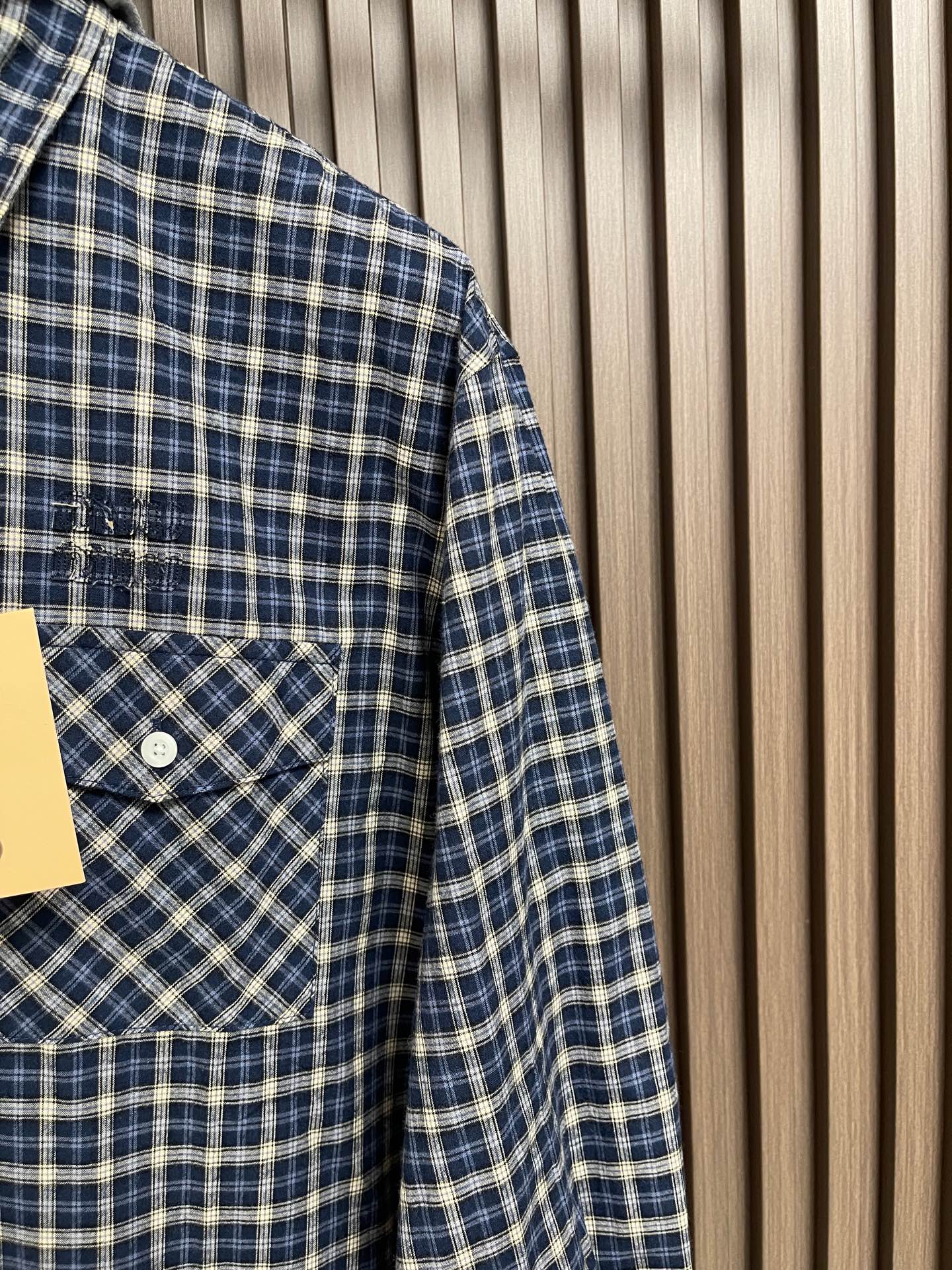 MIUMIUミュウミュウ チェック柄 ロゴ刺繍 フーデッドジャケット / アウター