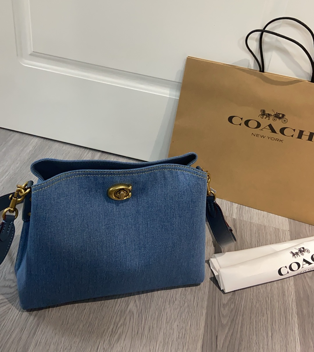 コーチ「Coach」ウィロー ショルダー バケットバッグ