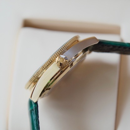 オメガ「Omega」Seamaster 300M マスター クロノメーター 41mm プラチナケース＆クロコダイルストラップ メンズ腕時計