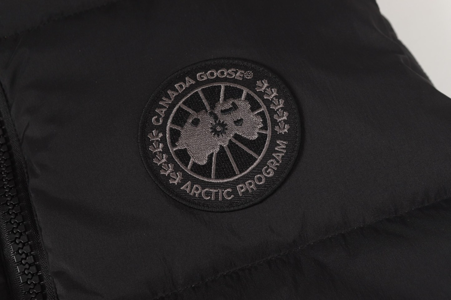 Canada Gooseカナダグース ローレンス パッファー ベスト / ダウンベスト