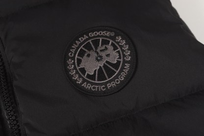 Canada Gooseカナダグース ローレンス パッファー ベスト / ダウンベスト
