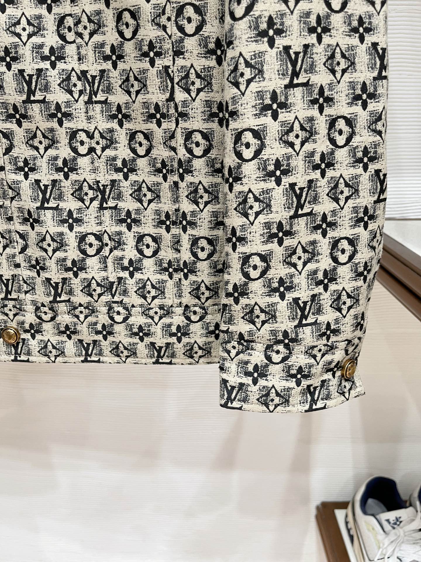 ルイ・ヴィトン「Louis Vuitton」モノグラム柄 ジャカード フリップカラー ジャケット / ワークジャケット