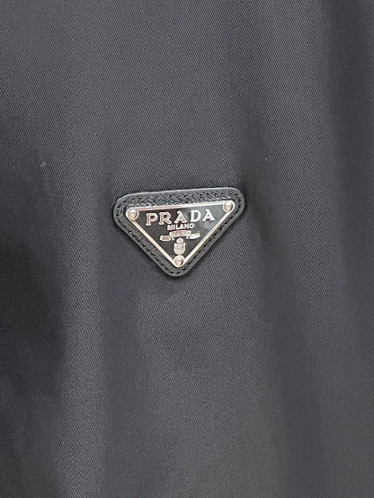 プラダ「Prada」プラダ Re-Nylon マルチポケット フーデッドジャケット / メンズ アウター