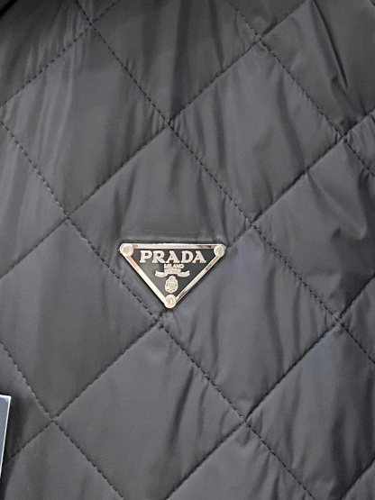 プラダ「Prada」プラダ キルティング フーデッド ジャケット / メンズ アウター