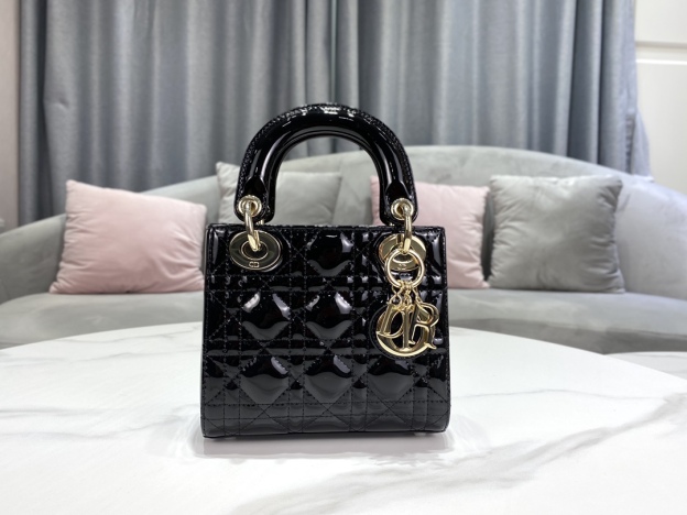ディオール「Dior」Lady Dior バッグ ミニ