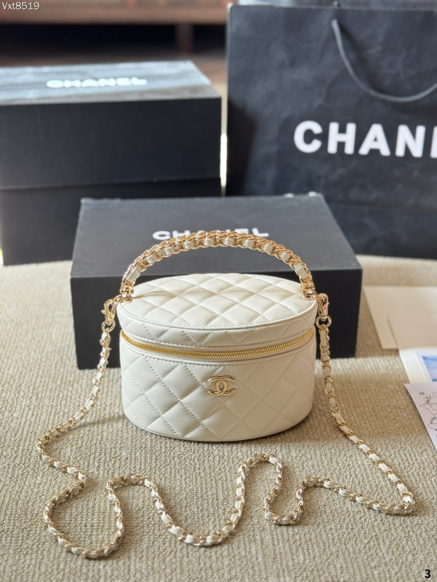 シャネル「Chanel」25c スモールスクエアバッグ 3色