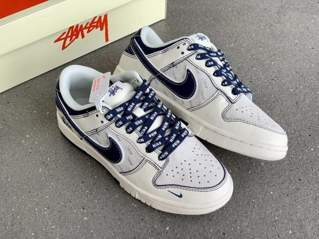 ナイキ「Nike」SB Dunk Low クラシック カジュアルスニーカー