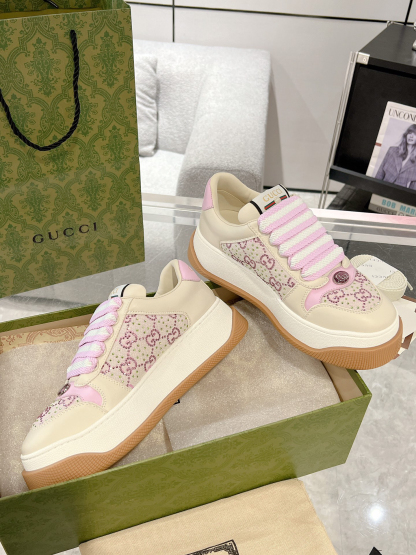 グッチ「Gucci」Screener スニーカー 2025年モデル 厚底ダーティシューズ