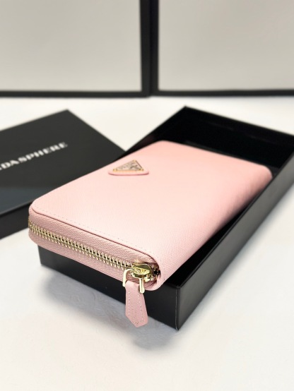 プラダ「PRADA」サフィアーノレザー 財布