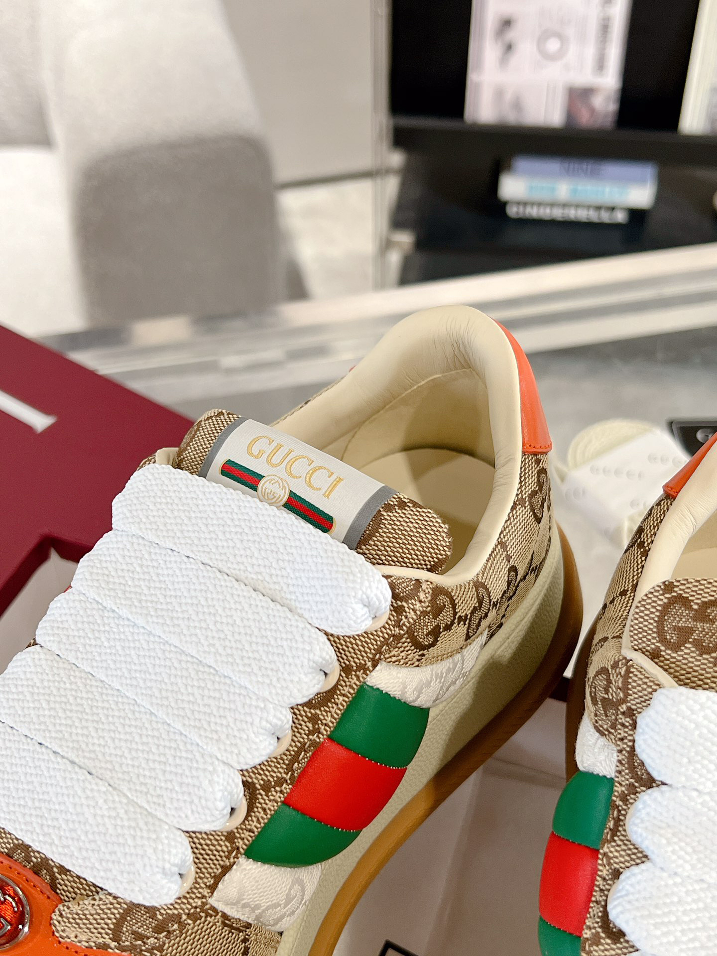 グッチ「Gucci」Screenerシリーズ 織り帯厚底スニーカー