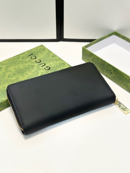 グッチ「Gucci」シグネチャー レザー ウェブ ジップアラウンドウォレット