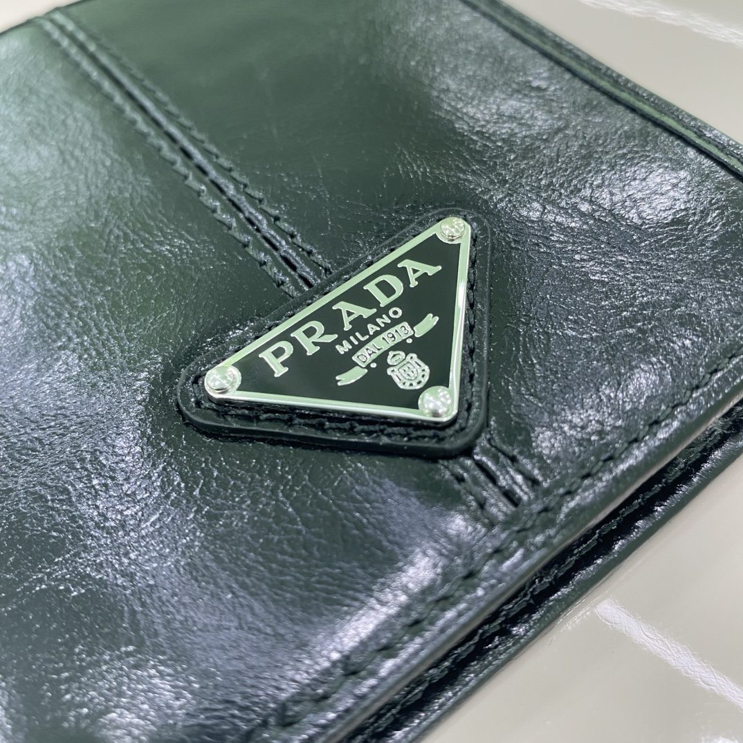 プラダ「Prada」 メンズ コンパクトウォレット