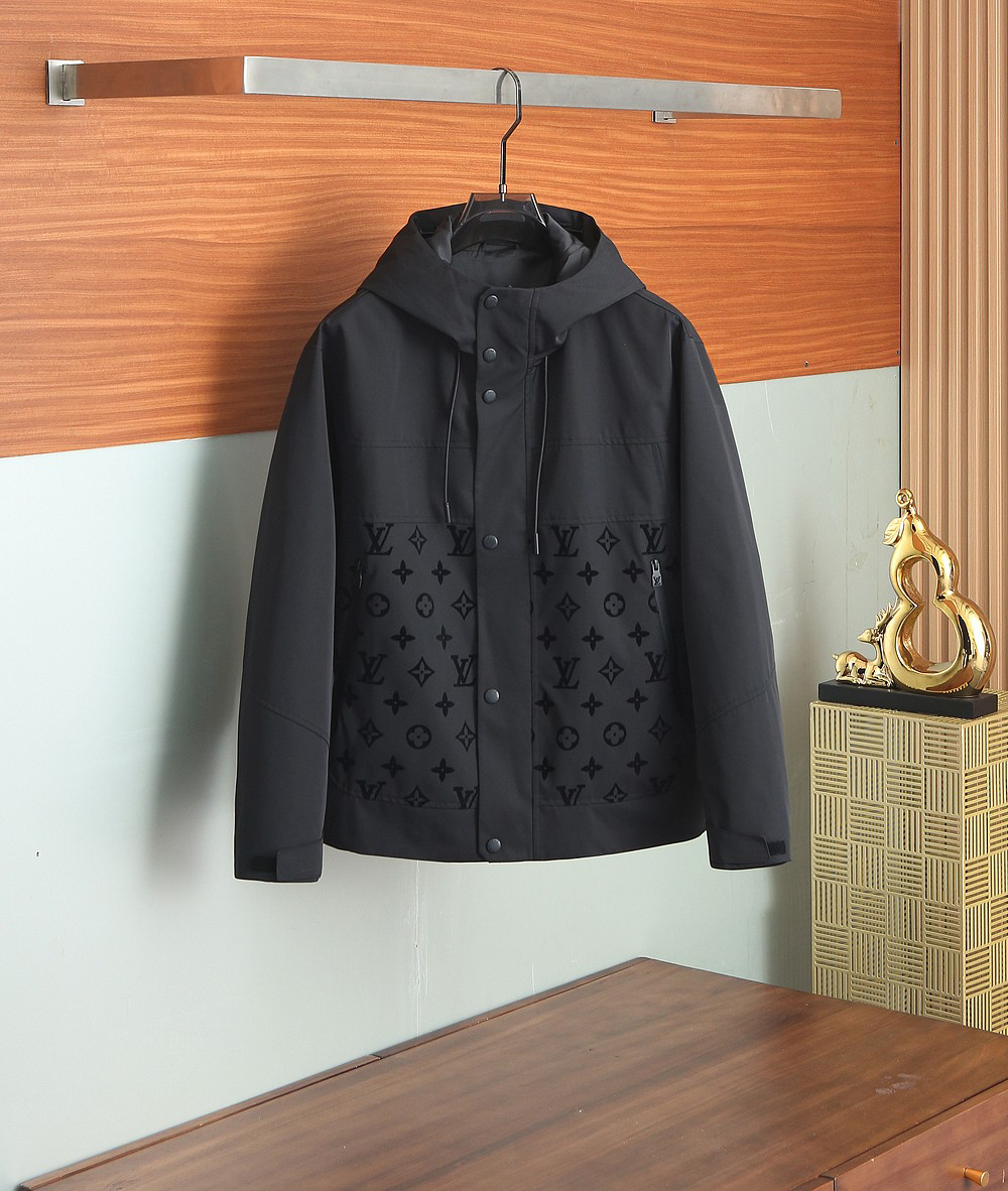 ルイ・ヴィトン「Louis Vuitton」秋冬コレクション クイルテッド ジャケット