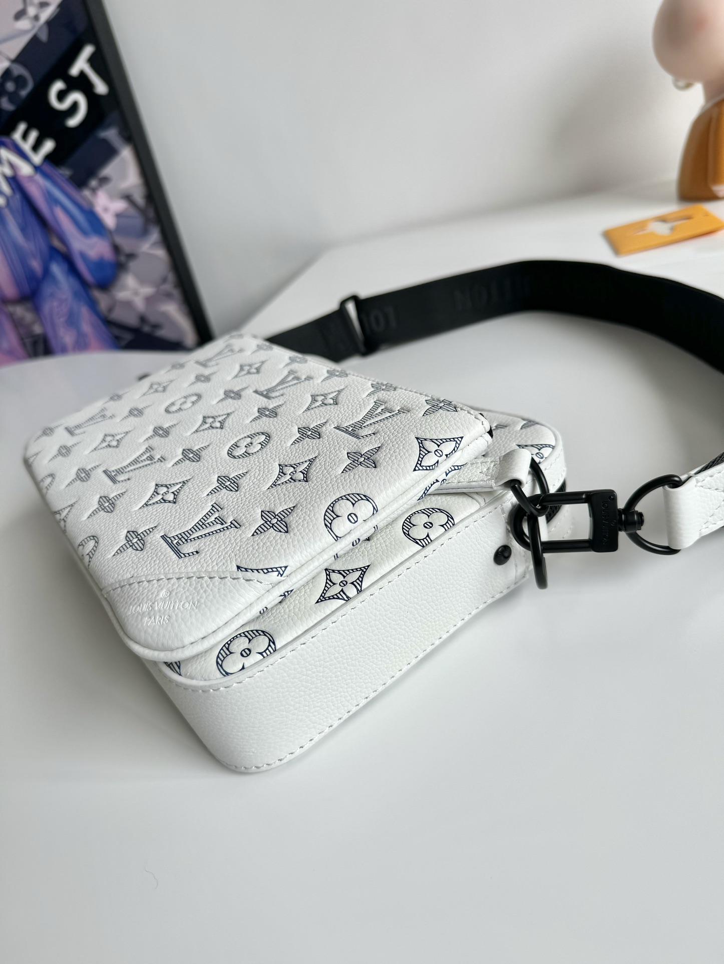 ルイ・ヴィトン「Louis Vuitton」スタイリッシュ メッセンジャーバッグ