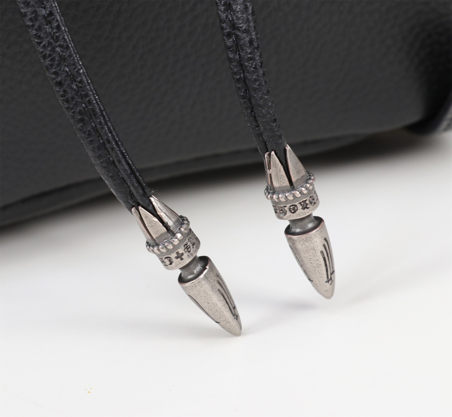 クロムハーツ「Chrome Hearts」十字架のリュックサック