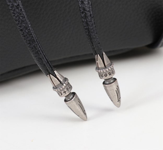 クロムハーツ「Chrome Hearts」十字架のリュックサック
