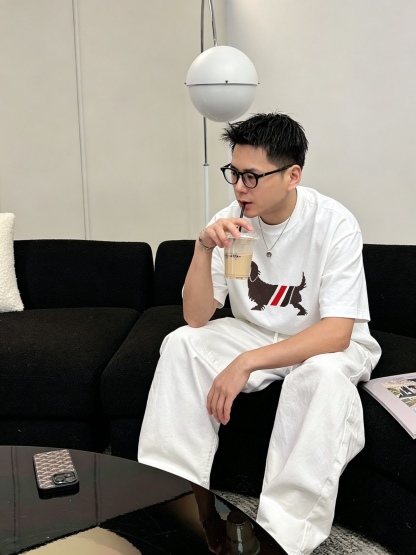 バーバリー「Burberry」バーバリー TB ロゴプリントTシャツ / ショートスリーブ クルーネック