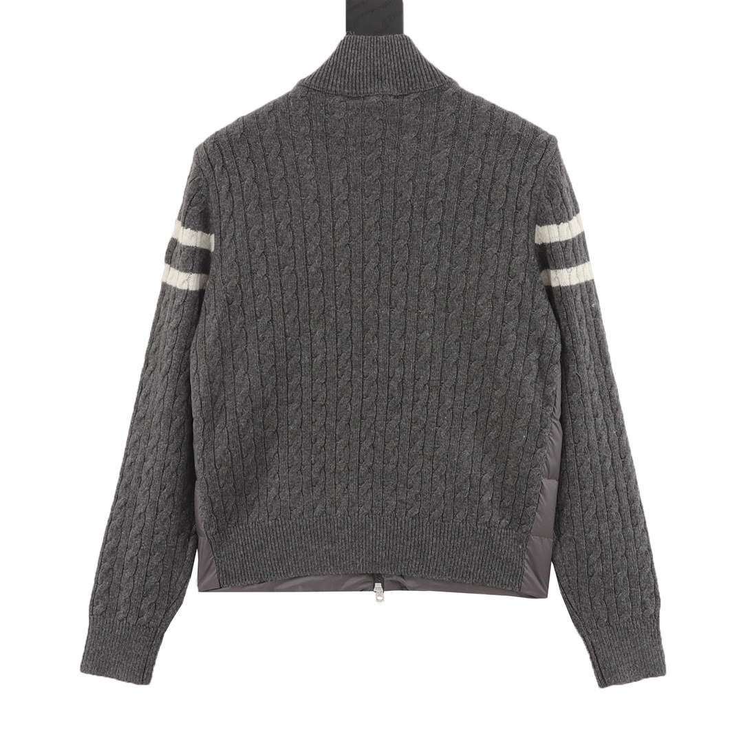 Moncler の軽くて裏地付きウール素材のジッパー付きダウンコート