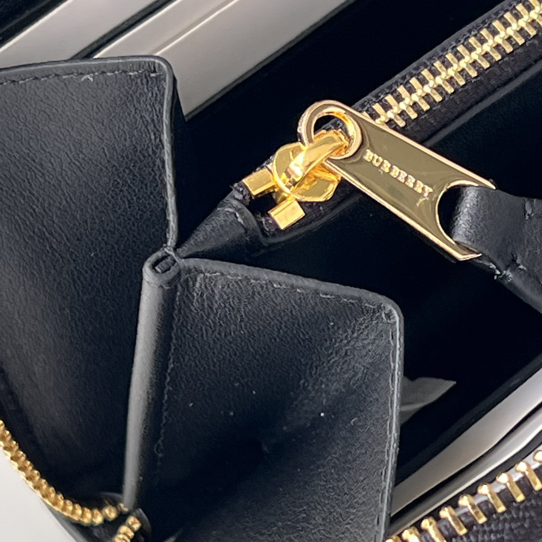 バーバリー「Burberry」チェック エコファブリック フルジップ ウォレット