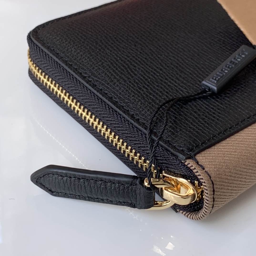 バーバリー「Burberry」Houseチェック & 粒革 ジップ ウォレット