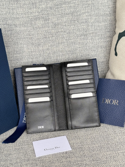 ディオール「Dior」レザー コンパクト ロングウォレット