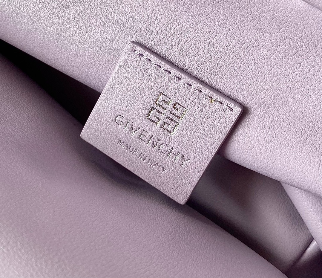 ジバンシィ「Givenchy」ミニケニー ハンドバッグ