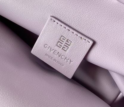 ジバンシィ「Givenchy」ミニケニー ハンドバッグ