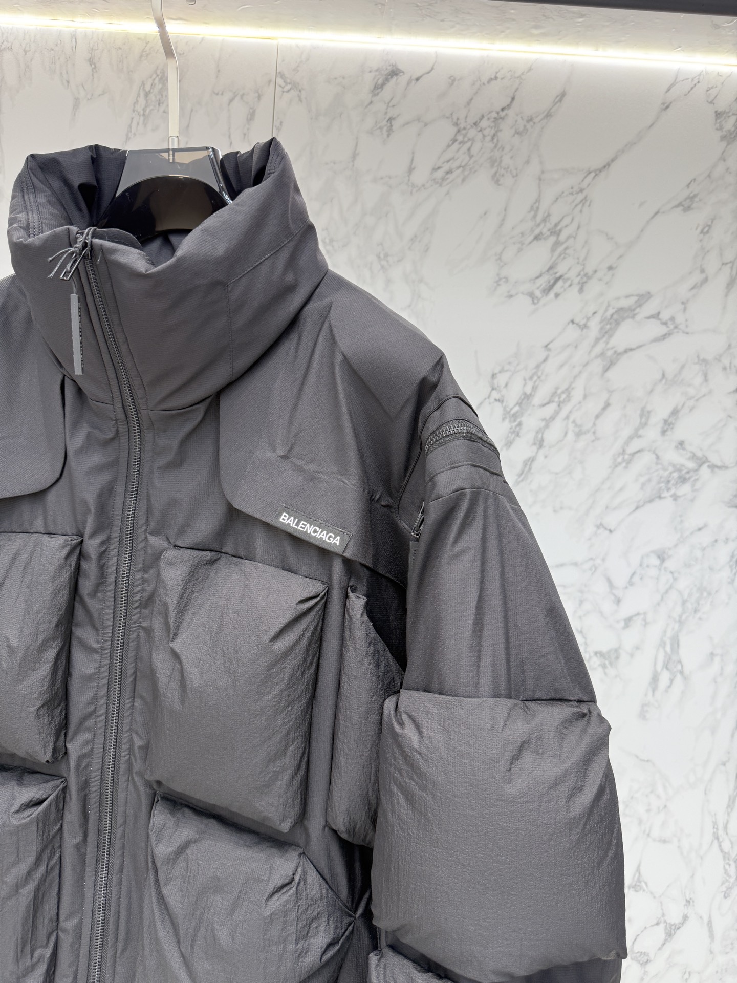 バレンシアガ「Balenciaga」‌メンズファッションスタンドカラーダウンジャケット