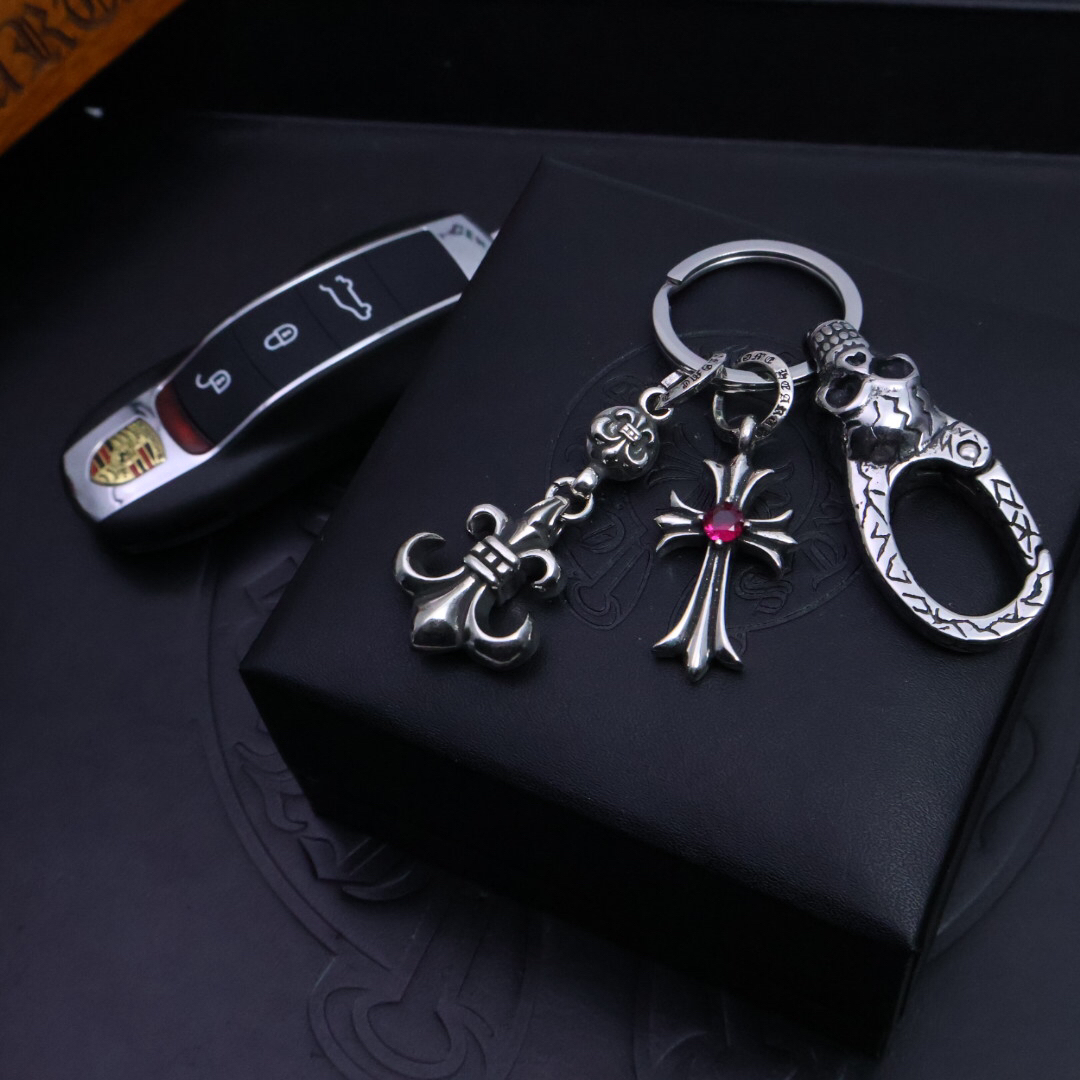 クロムハーツ「Chrome Hearts」キーホルダー＆バッグチャーム - スタイルアイコン