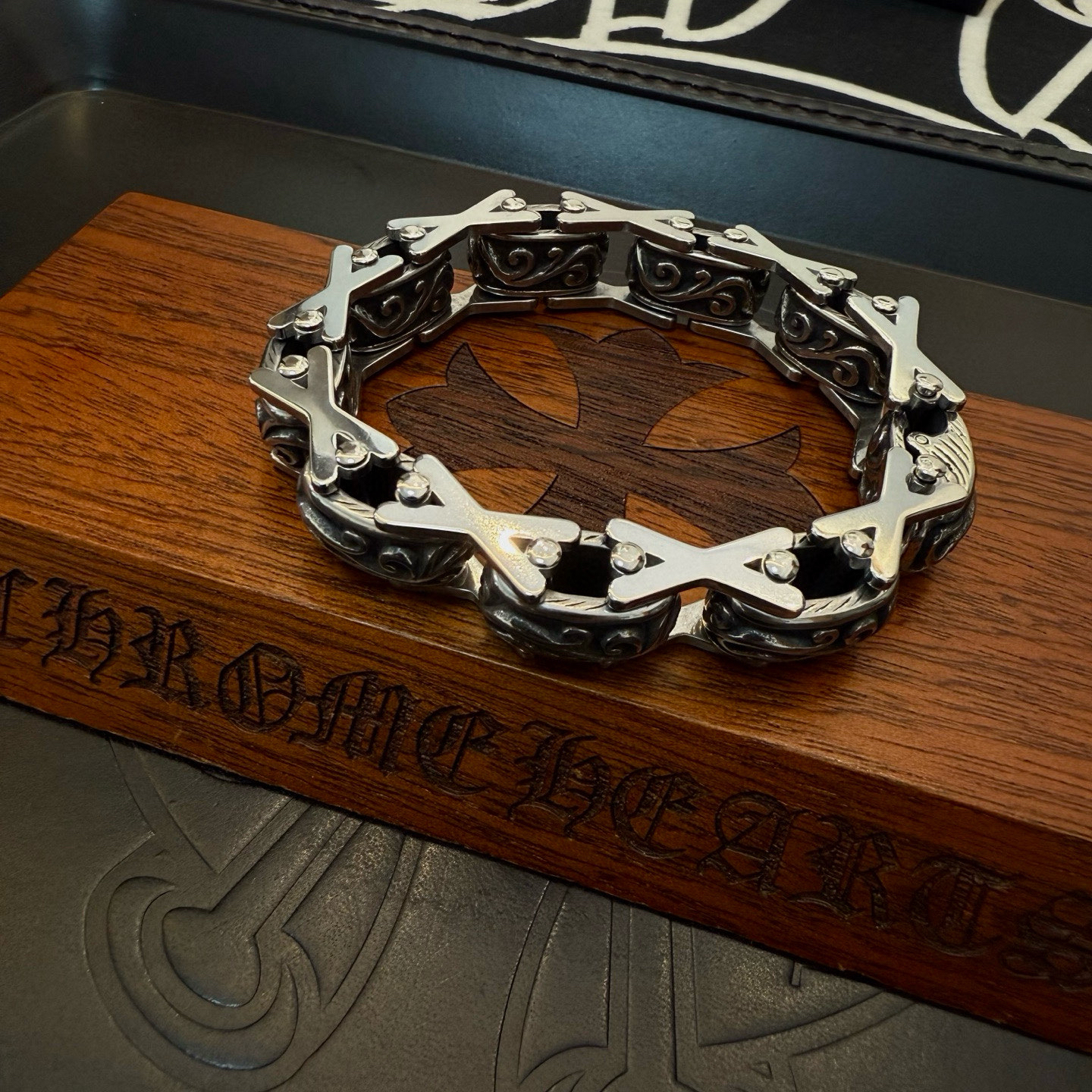 クロムハーツ「Chrome Hearts」ブレスレット - ヴィンテージ＆ロックテイスト ペア用