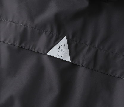 モンクレール「Moncler」秋のフード付きジャケット