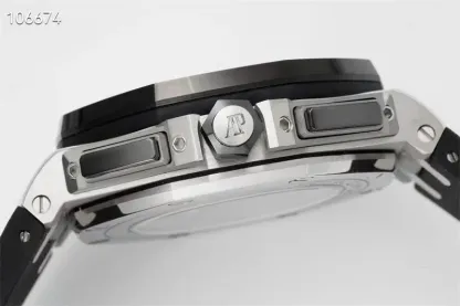 オーデマ ピゲ「Audemars Piguet」ロイヤルオーク オフショア クロノグラフ 44MM