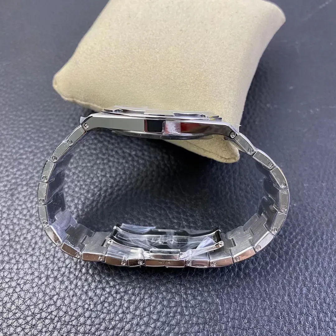 ヴァシュロン コンスタンタン「Vacheron Constantin」オーヴァーシーズ エクストラフラット 40MM