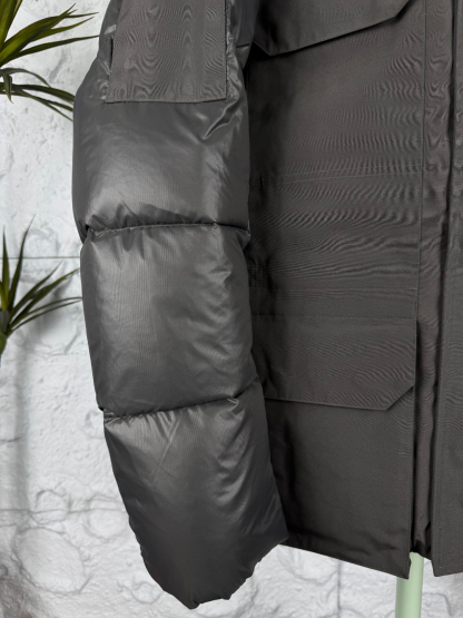 カナダグース「Canada Goose」秋冬フード付きダウンジャケット