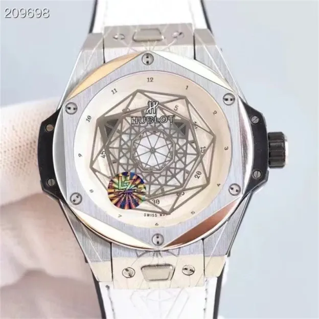 ウブロ「Hublot」ビッグバン ウニコ サンブルー チタニウム ホワイト45MM